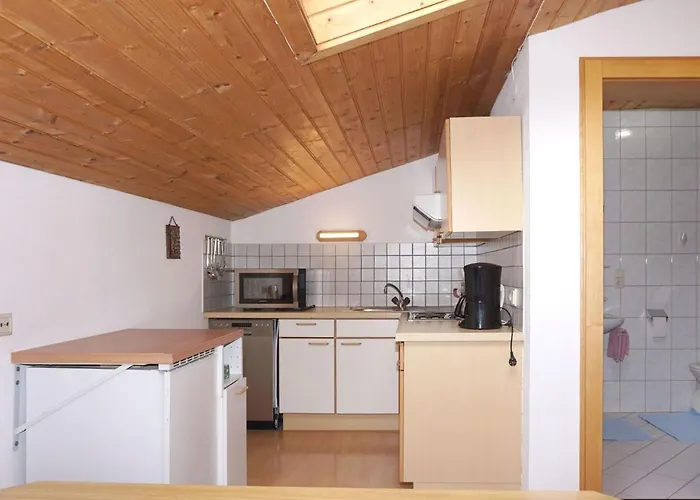 Quadratsch By Interhome Pians